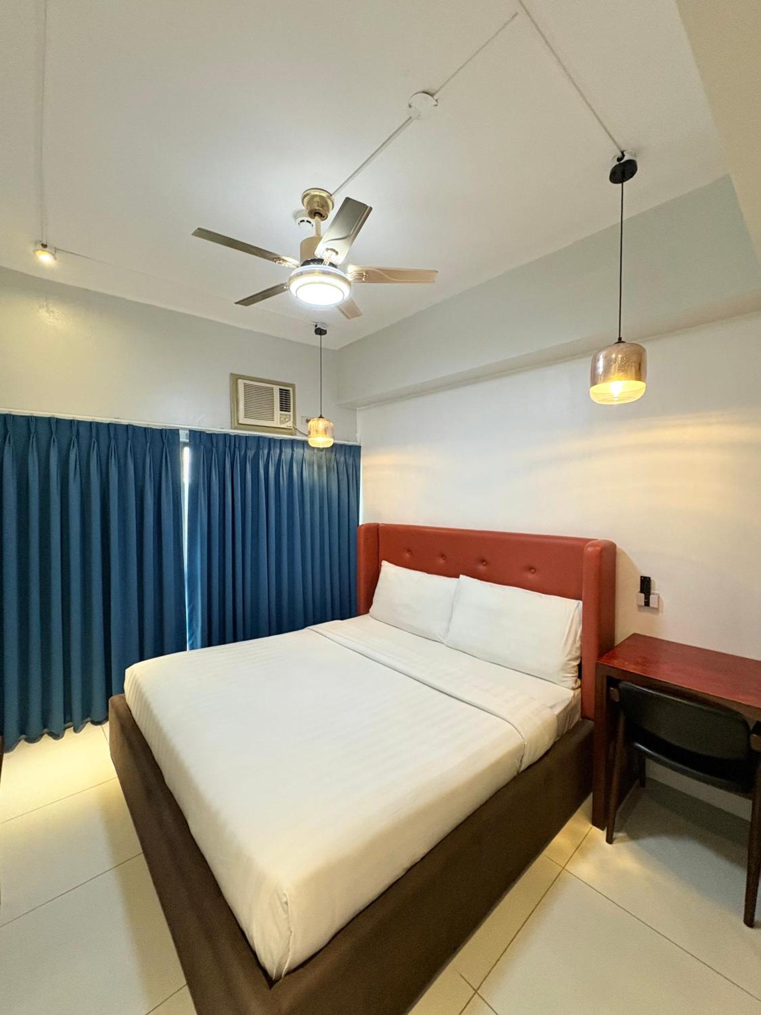 Pacific Park Hotel Quezon City Exteriér fotografie